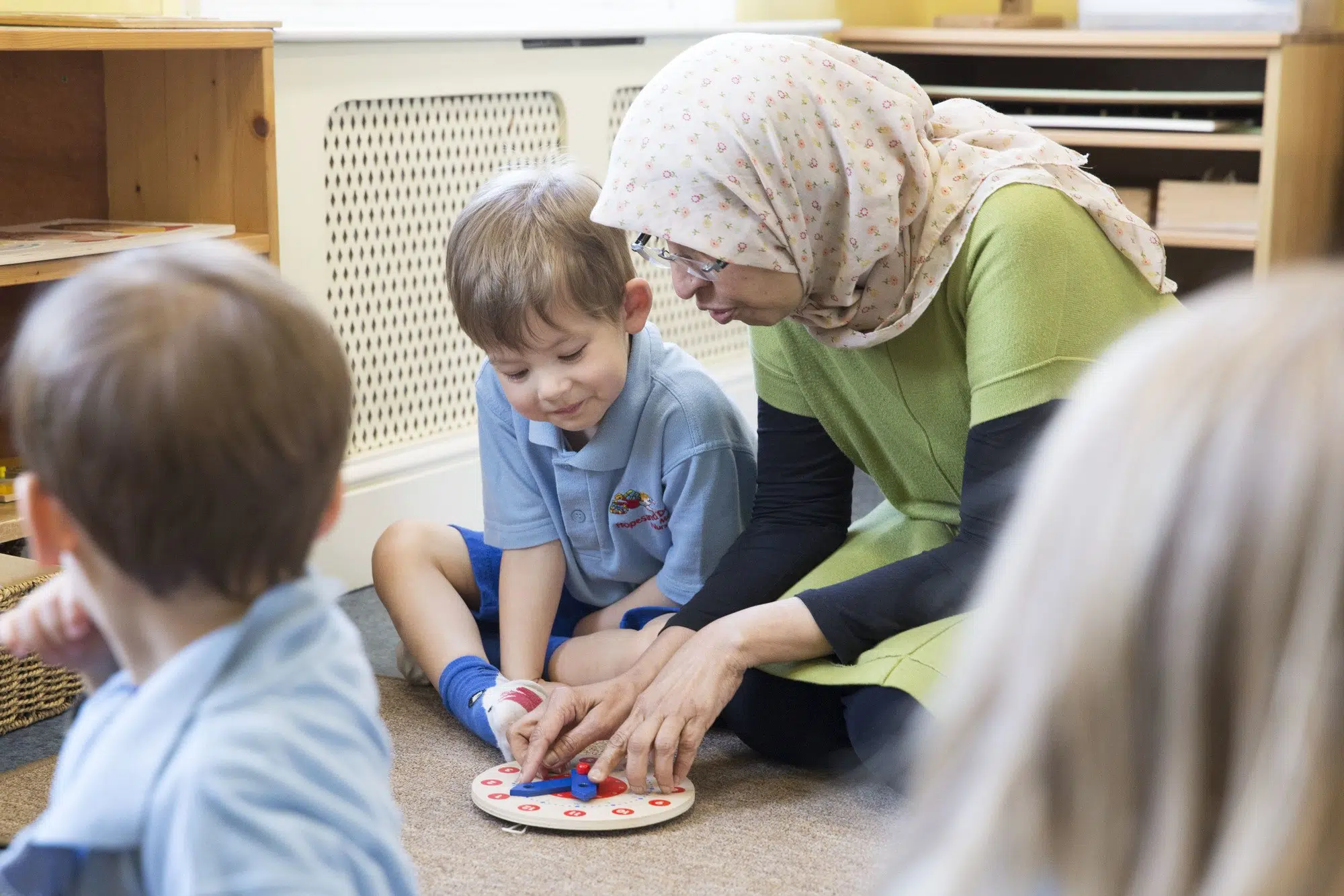 child learning to tell the time